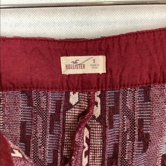 Sz 5 Hollister Aztec Shorts - Picture 5 of 6